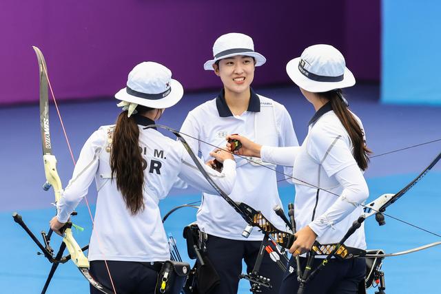 韩国选手在射箭比赛中表现出色