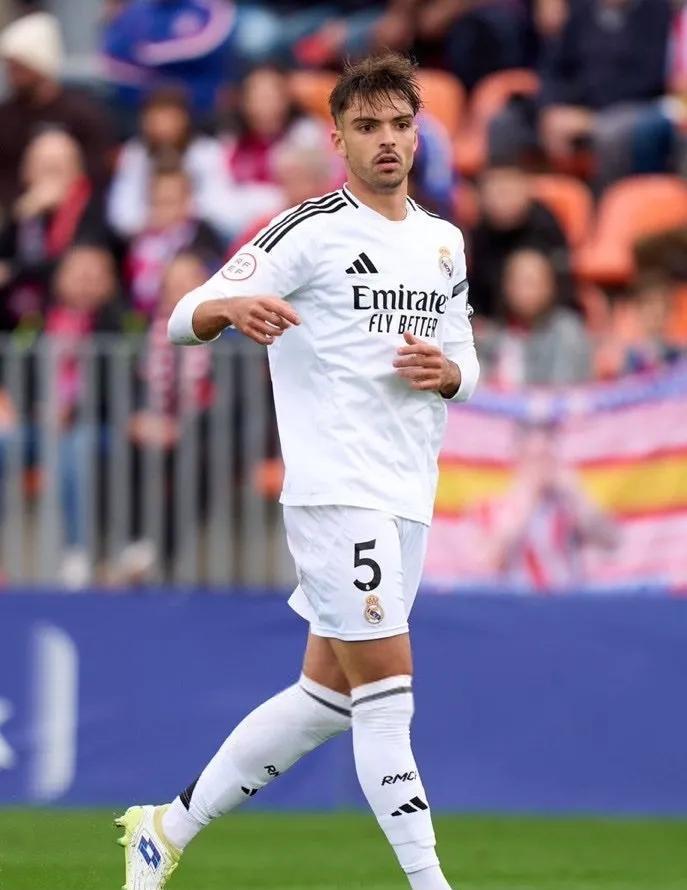 皇家马德里客场告捷阿森西奥梦幻进球