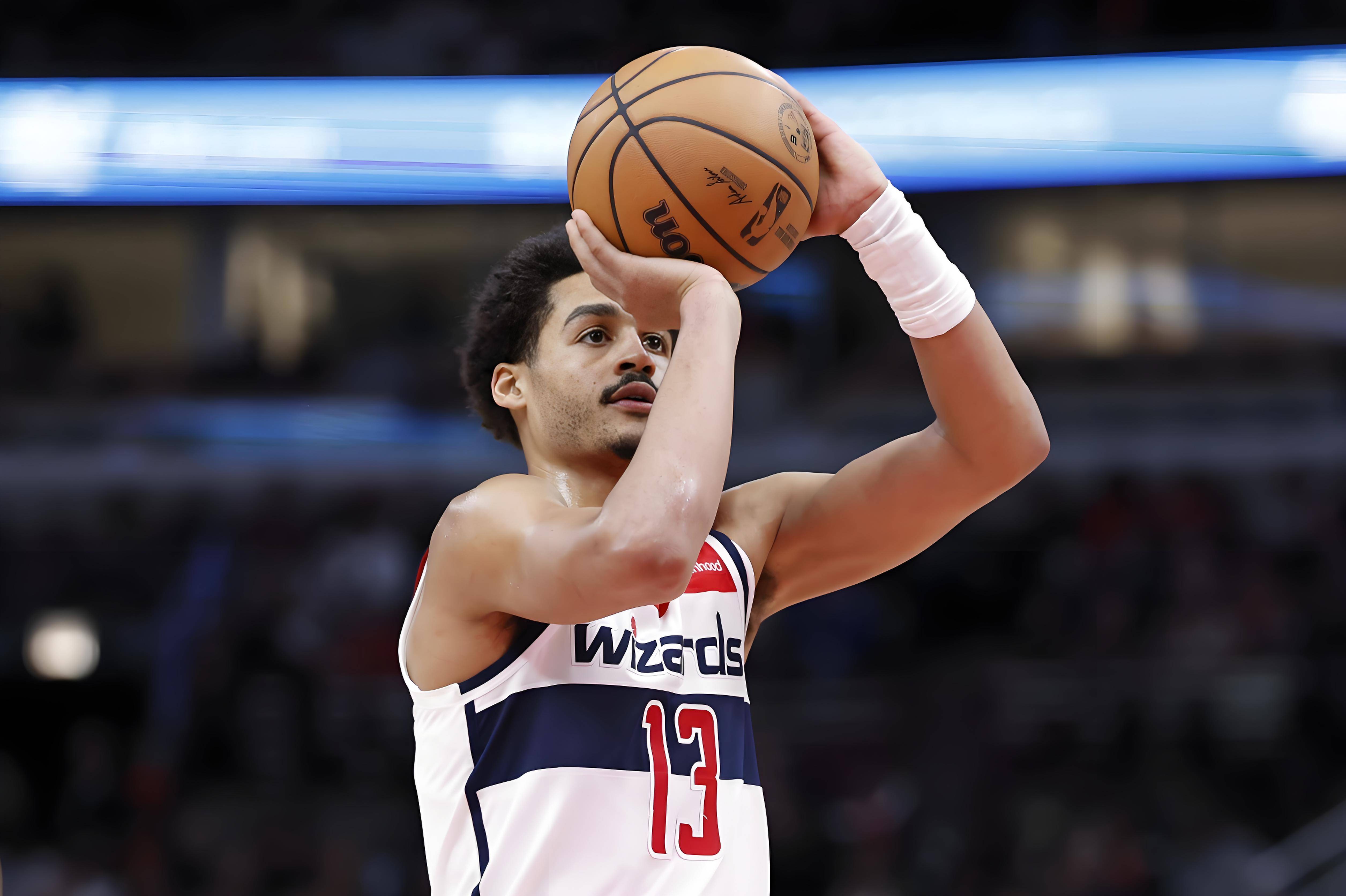 魔术中锋武切维奇大放异彩,成为全队希望 魔术中锋武切维奇大放异彩,成为全队希望