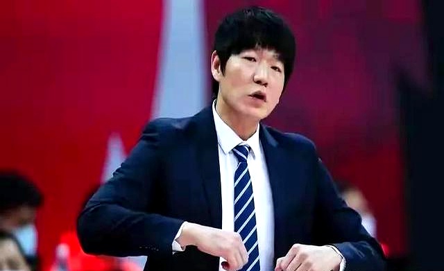 开云APP-关于重庆男篮取胜关键战，卫冕在望的信息