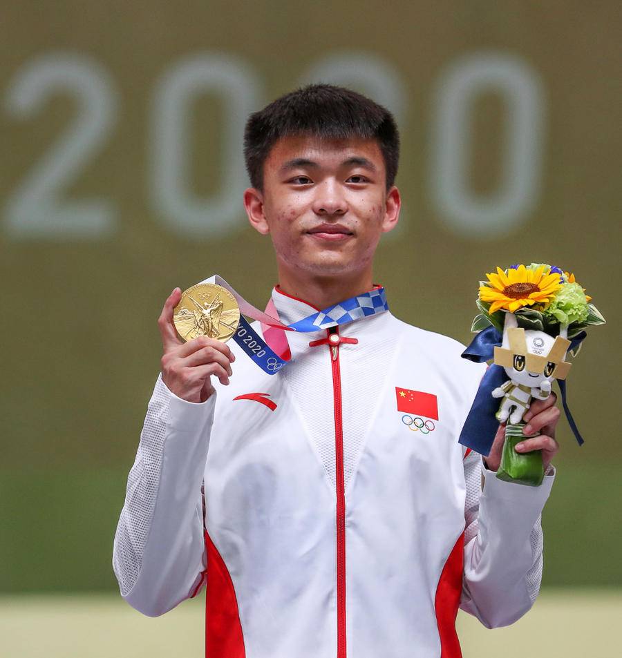 瑞典射击名将夺冠，展现实力风采