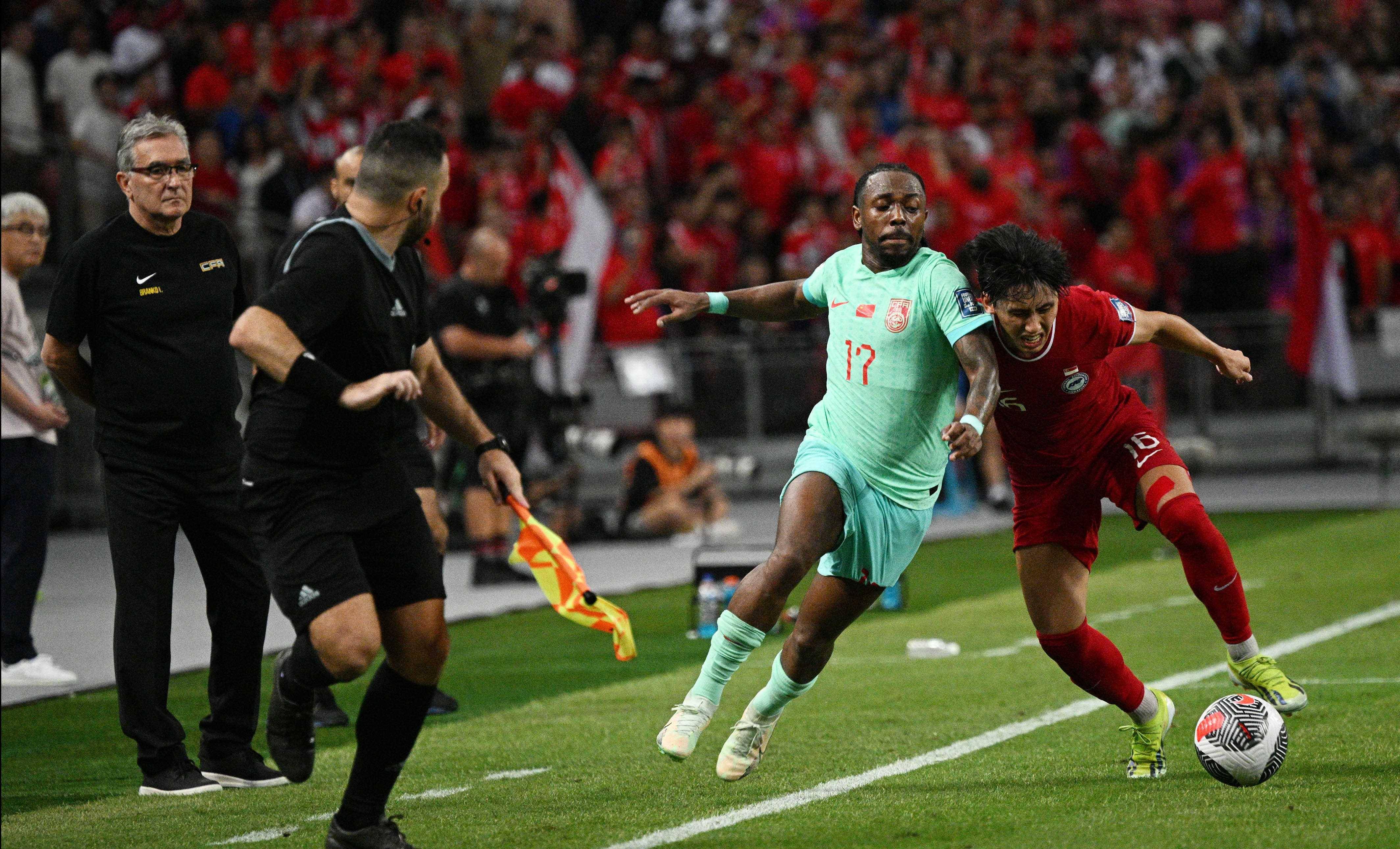 开云体育登录-国内足球比赛上演精彩一幕