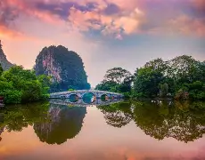 玉林草泳选手兵戎相见，劫取战元的简单介绍