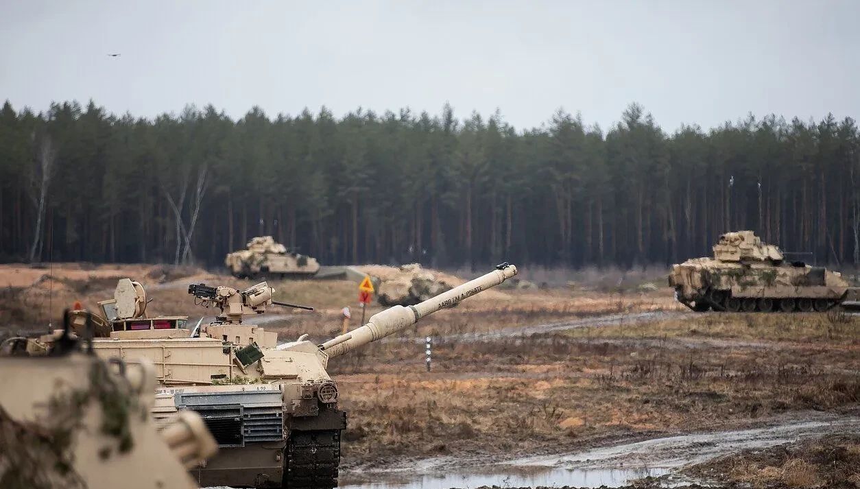 开云体育app-美国国家队备战对阵立陶宛队