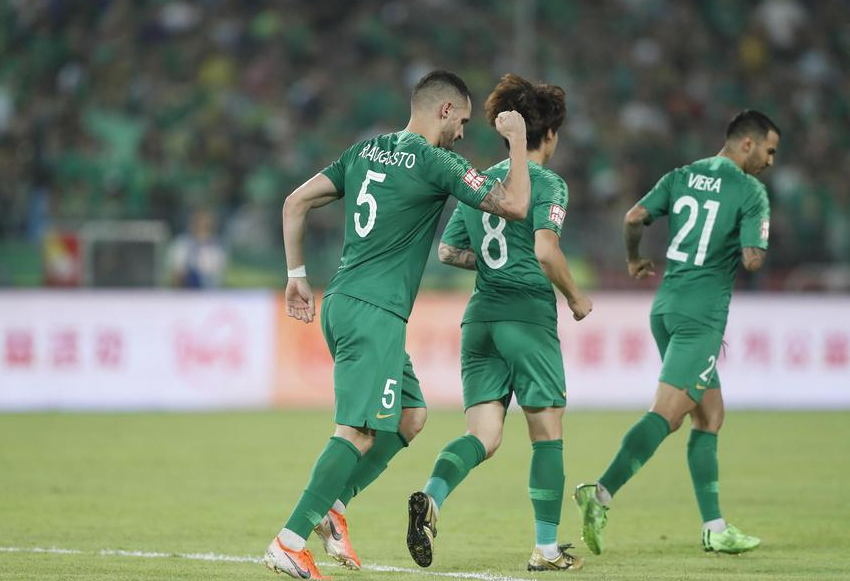 开云体育在线-恒大阵容强大，稳坐积分榜榜首的简单介绍