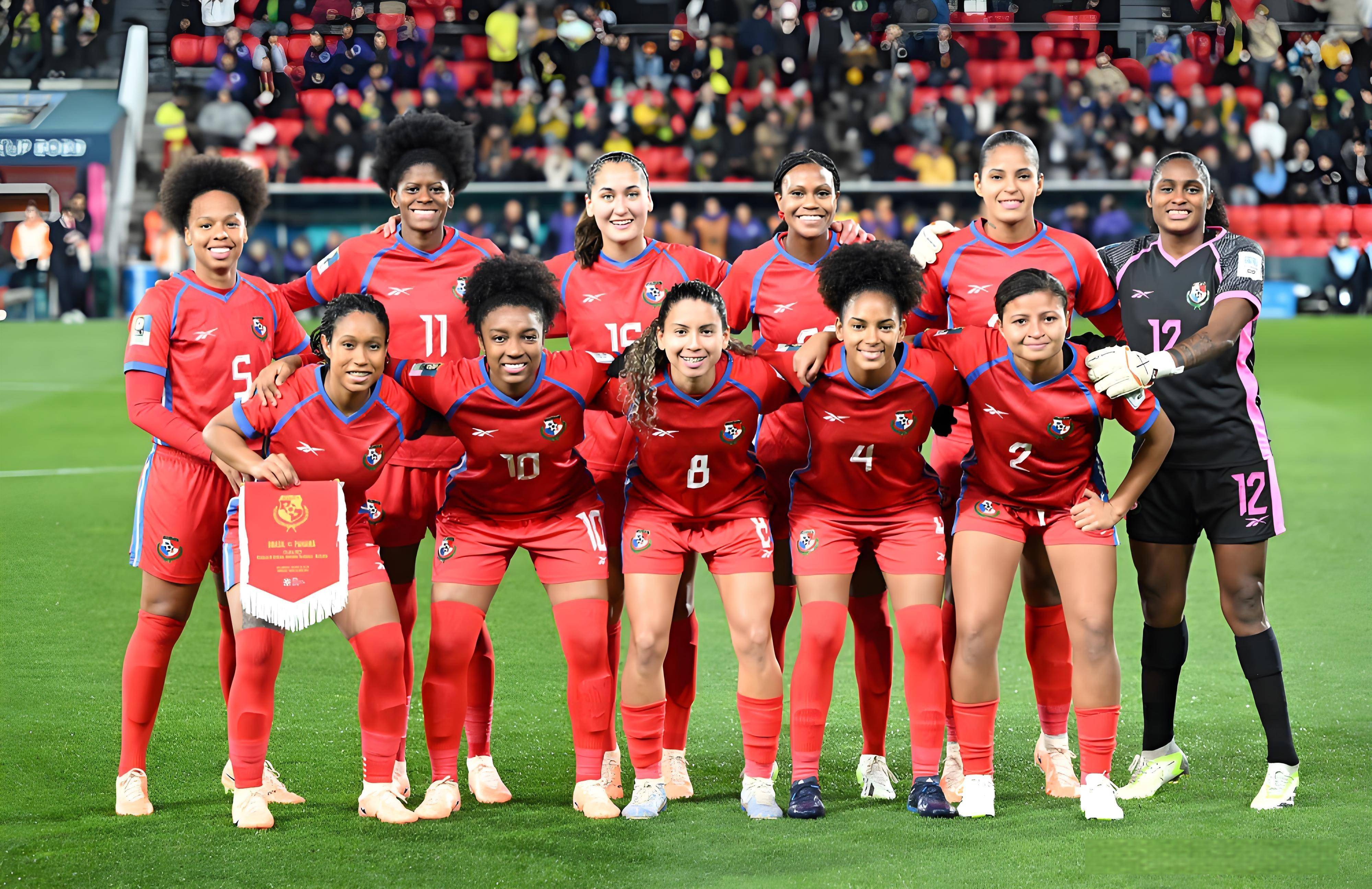 西班牙女足球队惊险晋级八强