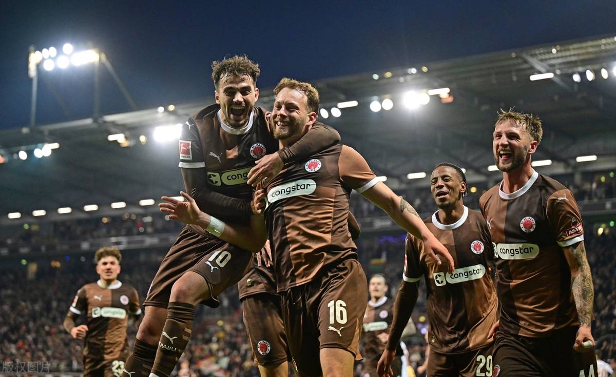 开云体育平台APP-德甲舞台，各支球队都将全力以赴