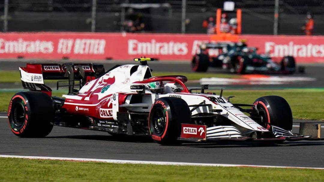 香港举行F1赛车比赛，利物浦表现激烈