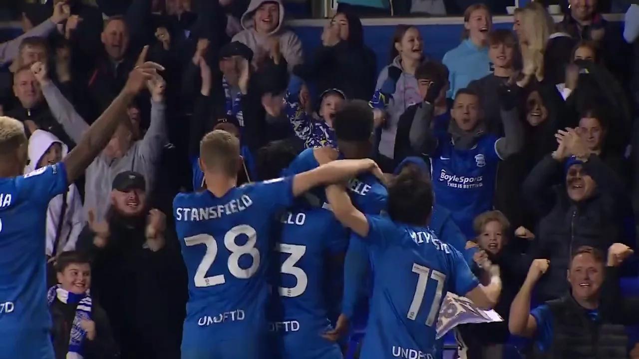 热刺迎来一场悬殊的篮球对决的简单介绍