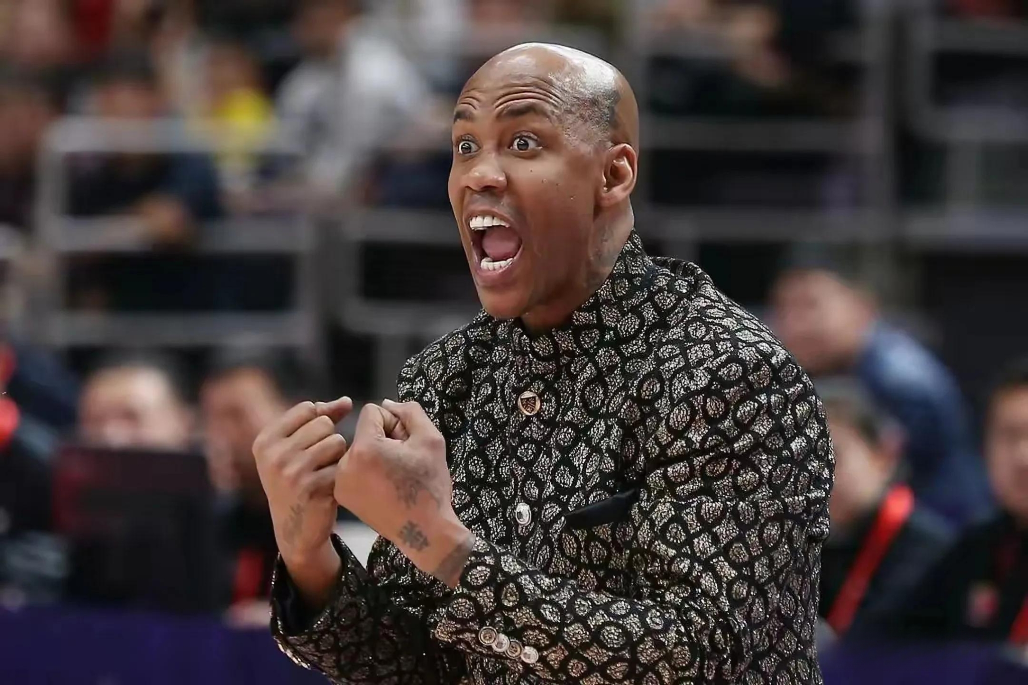 雄鹿遭遇辽宁男篮逆转，遗憾告负的简单介绍