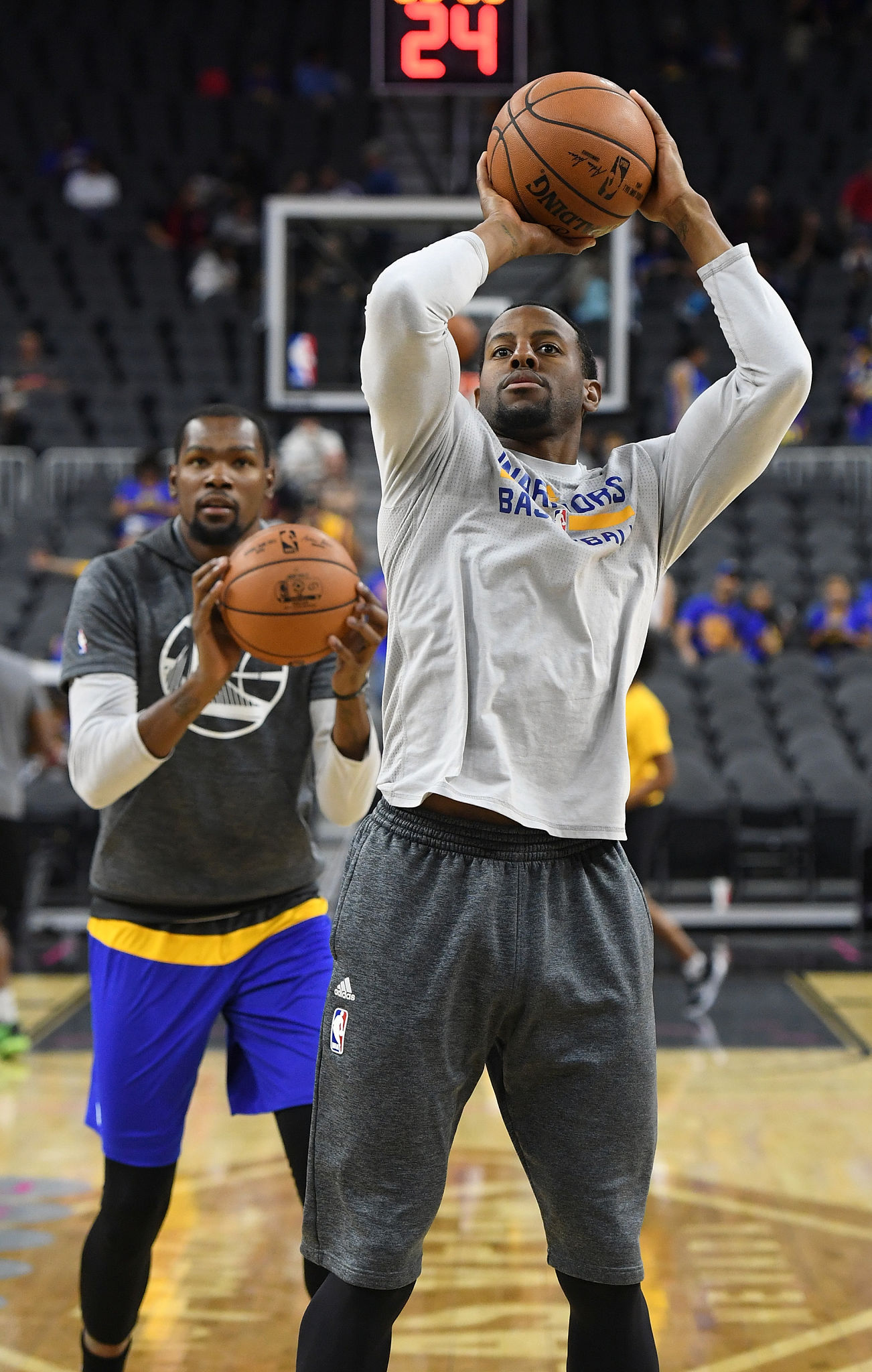 开云体育入口-包含猛龙新秀闪耀赛场，表现令人惊艳引起球迷热议的词条