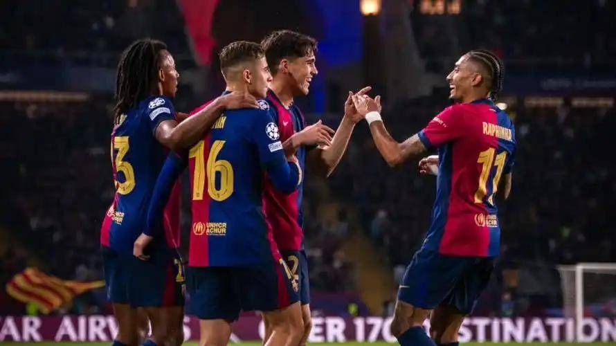 开云下载-巴萨五球狂胜尤文图斯，小组出局遗憾