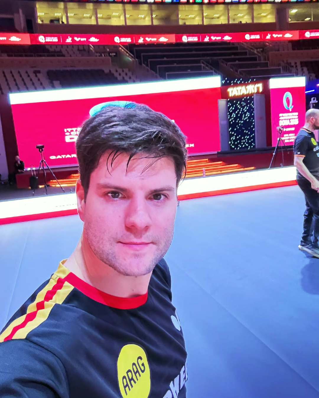 英国乒乓球队鏖战法国乒乓球队，奥恰洛夫绝境逆转的简单介绍