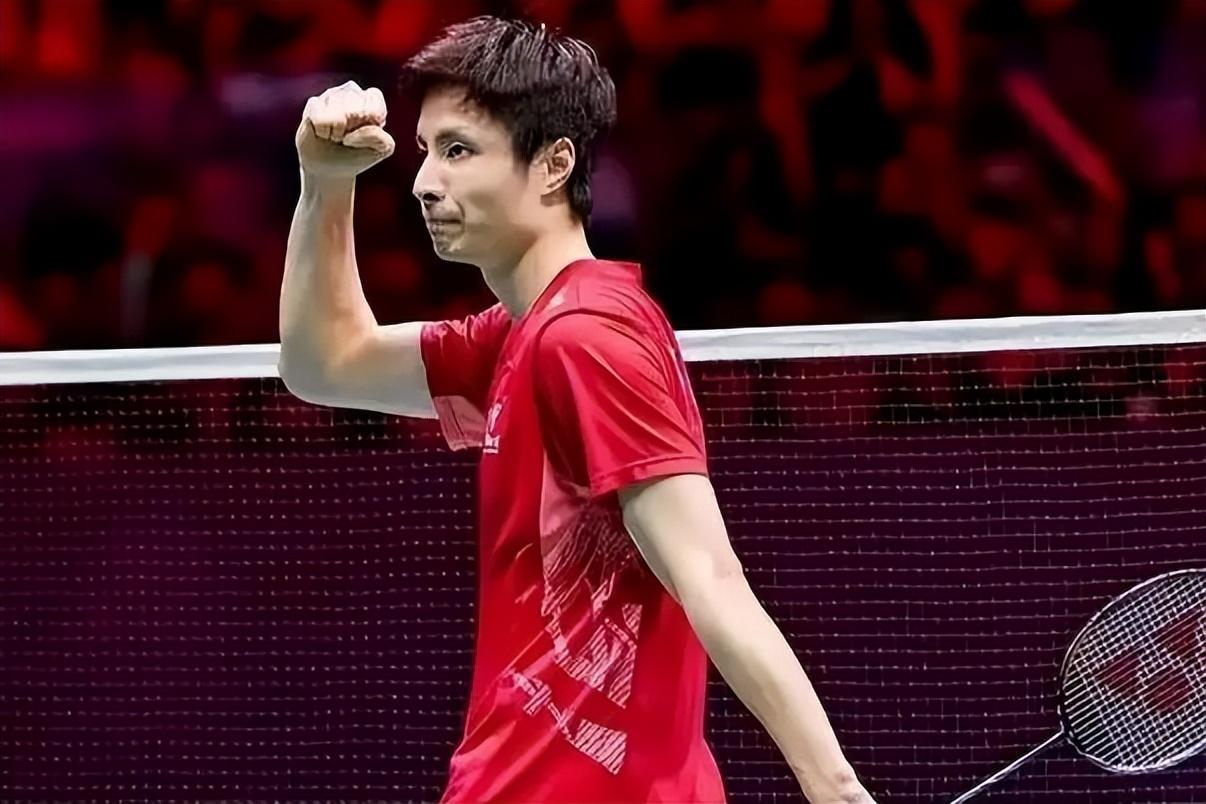 中国队力克法国队,石宇奇统治全场 中国队力克法国队,石宇奇统治全场